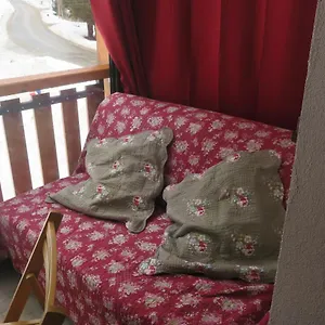 Appartement Au Calme Face Aux Montagnes Dans Station De, La Morte
